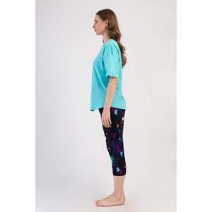 Conjunto de pantalón capri y top KADIN LYC SUPREM XXL con cuello redondo, hombros descubiertos, manga corta, cintura ovalada y puños - Verde menta brillante - Verde menta brillante - Product Image 2