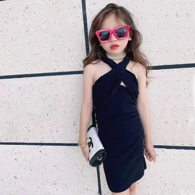 La nuova estate 2020 vestito dei bambini di modo con la cassa incrociate little black dress