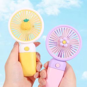 Mini Ventilador de Escritorio USB Recargable, Portátil, con Diseño de Frutas de Dibujos Animados, Control Táctil, Multicolor, para Estudiantes de Verano - Product Image 3