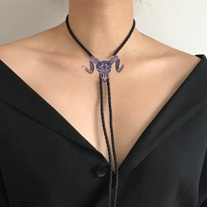 Collier pendentif en métal en forme de tête de chèvre de marque de mode, <span class=keywords><strong>cravate</strong></span> bolo en cuir argenté personnalisée style western <span class=keywords><strong>cowboy</strong></span> - Product Image 1