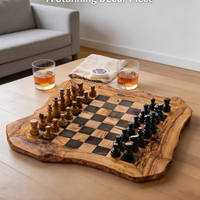 Plateau d'échecs rustique en bois massif avec porte-verres à vin, plateau d'échecs en bois fait main pour bar à domicile, cadeau pour soirée de jeux en famille