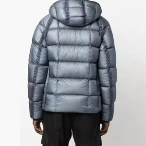 Herren Maßgefertigte Leichte Großhandels-Daunenjacke mit Kapuze, Bubble-Filled, Gesteppt, Logo-Patch, Gefütterte Herrenjacke - Product Image 5