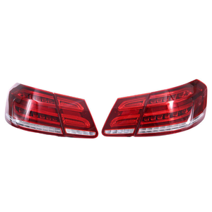Luces Traseras LED Facelift 12V 6000K para Clase E W212 (2009-2013) |   Conjunto de Faros Traseros Retrofit |   Lente Transparente |   Actualización de Estilo Antiguo a Nuevo - Product Image 1
