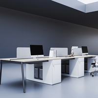 Postazione di Lavoro Lineare Personalizzata per Ufficio con Schermo Privacy, Scrivania Modulare in MFC per Edifici Aziendali