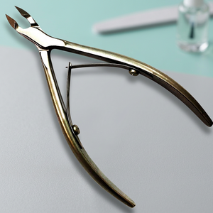 Coupe-cuticules professionnel en acier au carbone sur mesure, à ouverture large et lame courbée – Article très demandé, outil de beauté, coupe-ongles - Product Image 2