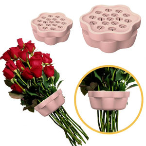 Soporte Decorativo de Plástico para Tallos de Flores LM, Diseño en Espiral para Arreglos Florales, Resistente y Confiable, LM25059 - Product Image 6