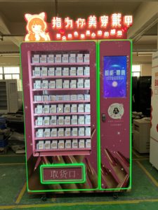 Distributeur automatique de cosmétiques à écran tactile intelligent <span class=keywords><strong>avec</strong></span> 60 compartiments, WiFi, SDK et distributeur spiralé avancé pour la gestion basée sur le cloud - Product Image 5