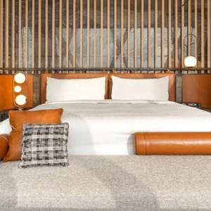 2025 Acabado de alto brillo Elegante Lujoso Super King Size 8 puertas Armario LED Iluminado Espejo Cabecero Juego de muebles de dormitorio - Product Image 3