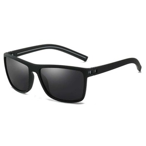Lunettes de Soleil Populaires, Tendance, Monture en Plastique Personnalisée, Vente en Gros Pas Cher pour Femmes et Hommes - Product Image 4