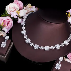 Блестящие роскошные свадебные ювелирные наборы из 2 предметов с фианитами, позолоченные аксессуары для невесты, висячие серьги и ожерелье для дам - Product Image 1