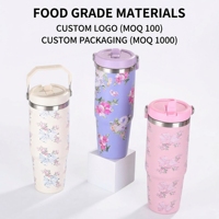 Tumbler Vakum Stainless Steel Dinding Ganda 30oz Grosir dengan Gagang dan Sedotan, Tutup Sedotan Lipat Anti Bocor, Mug Kopi untuk Perjalanan