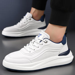 Novedad de Primavera para Hombre - Zapatos Deportivos Versátiles para Adolescentes - Zapatillas Blancas de Cuero Impermeables y Antideslizantes - Product Image 2