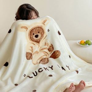 Manta de Franela Cálida y Ecológica con Estampado de Dibujos Animados de Lujo para Decoración de Cama - Product Image 3