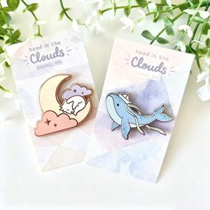 Badges en métal émaillé personnalisés à logo, broches anime, badges de revers avec cartes arrière et emballage – Vente en gros à prix abordable - Product Image 2