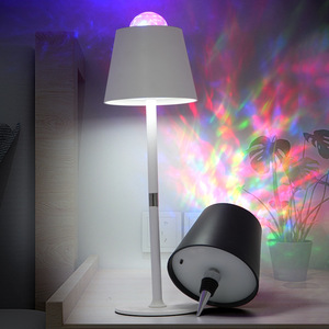 Lámpara de Mesa con Proyección de Cielo Estrellado, Lámpara Moderna con Forma de Botella de Vino, Lámpara de Noche para Dormitorio, Protección Ocular, Ambiente Nocturno - Product Image 1