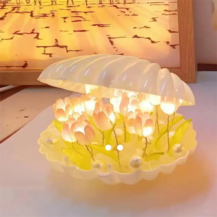 Kabuk lale gece lambası DIY dekoratif yapay pembe renk kabuk lale çiçek LED gece lambası Prop masa lambası ev malzemeleri
