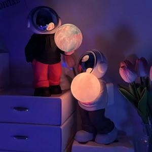 Haut-parleur Bluetooth Ciel Étoilé Rêveur Lampe Planète Cadeau Créatif de Bureau Lampe Astronaute Subwoofer Petit Haut-parleur - Product Image 2