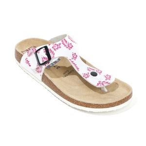 Ultimi Modelli di <span class=keywords><strong>Sandali</strong></span> da Spiaggia Piatti in <span class=keywords><strong>Sughero</strong></span> per Donne, Infradito con Tomaia in PU Antiscivolo, Leggeri e Alla Moda per l'Estate - Product Image 4