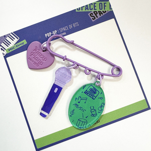 KPOP-Broches de hojalata JUNGKOOK RM V MIC DROP POP-UP, <span class=keywords><strong>JIN</strong></span> JIMIN, SUGA, bolso con colgante acrílico, alfileres para ropa, accesorio para regalo - Product Image 6