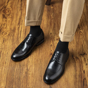 Zapatos formales de cuero de alta calidad para hombre, con punta en pico, ligeros, transpirables y resistentes al agua. - Product Image 4