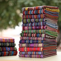 Tissu Jacquard Style Aztec BILU 100% Polyester, Tissu Ethnique Sadu pour Châles, Sacs, Coussins, Nappes et Décorations