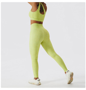 Schnelle Lieferung – One-Shoulder-Halter-Top, Eng Anliegendes, Kurzes Oberteil und Leggings – Maßgeschneiderte Fitnessbekleidung, Sportbekleidung, Yoga-BH und Hosen-Set - Product Image 4