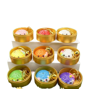 Jouet à presser en forme de petit pain moelleux pour enfants et adultes, anti-stress, petit porte-clés en forme de pain moelleux - Product Image 1