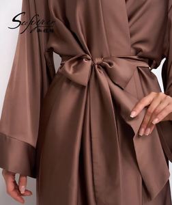 P-012 Venta Directa de Fábrica Rusia Bata de Seda Sólida para Mujer, Personalizable, Talla Única, Bata de Baño de Lujo para Spa con Cinturón - Product Image 5