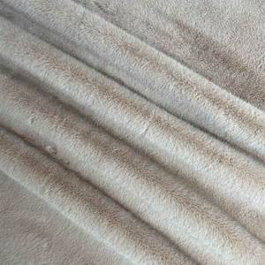 100% Polyester <span class=keywords><strong>fausse</strong></span> <span class=keywords><strong>fourrure</strong></span> vison lapin <span class=keywords><strong>fourrure</strong></span> tissu en peluche tissu épais pour vêtements <span class=keywords><strong>haut</strong></span> <span class=keywords><strong>de</strong></span> <span class=keywords><strong>gamme</strong></span> femmes en peluche manteau <span class=keywords><strong>fourrure</strong></span> tissu personnalisé - Product Image 5