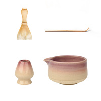 Cuenco de Cerámica Hecho a Mano para Matcha con Boquilla Vertedora, Chawan Único con Degradado Morado Alterado en Horno para la Ceremonia del Té Japonés