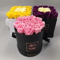 Boîte cadeau ronde en carton recyclé de haute qualité avec estampage à chaud en feuille d'or pour fleurs