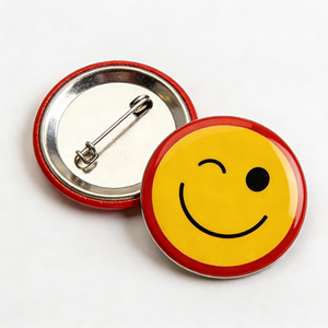 Vente directe usine : Badges bouton ronds en fer blanc avec motif visage souriant et logo personnalisé, pour cadeaux promotionnels de remerciement - Product Image 2
