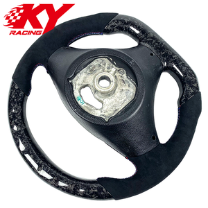 Volant personnalisé en fibre de carbone forgée, cuir et LED avec indicateur de régime pour BMW E90 E92 E93 E80 E83 E81 E82 E87 E60 E62 E36 E46 M2 M3 X1 - Product Image 3
