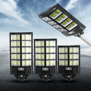 Lampadaire <span class=keywords><strong>solaire</strong></span> extérieur étanche IP65 600W 800W 1000W, <span class=keywords><strong>prix</strong></span> usine Gaocheng - Product Image 1