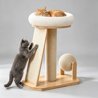 Arbre à chat ScratchSphere 72 cm en bois de caoutchouc avec plateau à gratter incliné en sisal, jouet à bille rotatif, poteau à gratter central