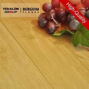 Pavimento in <span class=keywords><strong>laminato</strong></span> galleggiante per esterni di lusso ad alta lucentezza impermeabile <span class=keywords><strong>Hpl</strong></span> Hdf griy Color 12Mm - Product Image 4