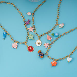 Nuova moda Ocean Wind catena in acciaio inox Cross Border bella collana con ciondolo in smalto di pesce con ciondolo graffetta collana Unisex - Product Image 3