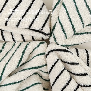 Serviettes rayées en pur coton pour la vente en gros transfrontalière, serviettes <span class=keywords><strong>de</strong></span> <span class=keywords><strong>bain</strong></span> et <span class=keywords><strong>de</strong></span> visage en coton peigné simple, <span class=keywords><strong>550g</strong></span>, épaisses, douces et absorbantes, ensembles <span class=keywords><strong>de</strong></span> serviettes - Product Image 4