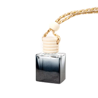 Diffuseur de parfum pour voiture suspendu, flacon carré noir vide de 10 ml, personnalisable en gros, avec couvercle en bois - MOQ10000PS
