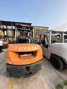 Buena maquinaria de elevación de segunda mano, carretilla elevadora de 5 toneladas, carretilla elevadora diésel Toyota FD50 usada de 5 toneladas para gran oferta - Product Image 2