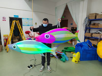Poisson gonflable suspendu avec lumière led, dessin animé gonflable pour décoration à thème
