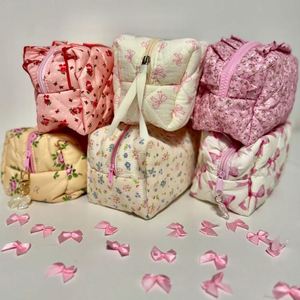 Bolsas de Maquillaje de Viaje Ecológicas con Estampado Floral, Bolsa de Coser Acolchada de Algodón Personalizada con Cierre, Bolsa de Dama de Honor Duradera para Mujer - Product Image 2