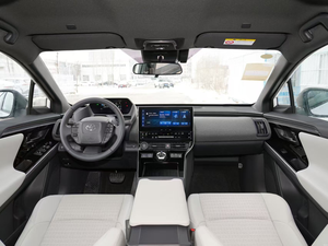 <span class=keywords><strong>Toyota</strong></span> BZ4X Elite <span class=keywords><strong>2022</strong></span> d'occasion en excellent état, véhicule électrique longue portée 400 km, SUV 4 roues motrices, énergie propre - Product Image 2