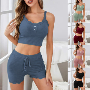 Pijamas casuales para mujer, con ribete de encaje, camisola y pantalones cortos, estilo sexy y atrevido, moda rápida, estilo europeo y americano. - Product Image 1