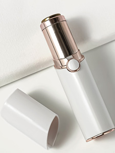 Rasoirs électriques pour femmes, dispositif d'<span class=keywords><strong>épilation</strong></span> du visage Rechargeable, 2 têtes incluses, tondeuse indolore pour les lèvres, la moustache et le <span class=keywords><strong>menton</strong></span> - Product Image 2