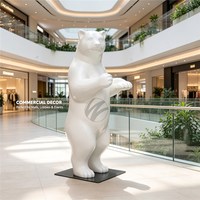 Sculpture d'animal en fibre de verre haute résistance résistante aux intempéries, ours debout pour l'affichage extérieur dans les hôtels, les complexes hôteliers et les cours.