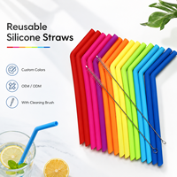 Ensemble de pailles réutilisables de couleur personnalisée avec brosse de nettoyage, sans BPA, en silicone de qualité alimentaire, courbées