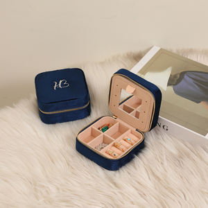 Estuche de Viaje de Terciopelo con Logotipo Personalizado al por Mayor, Caja Organizadora Vintage para Joyas, Estuche para Pendientes con Espejo, Caja de Regalo para Almacenamiento de Joyas - Product Image 4