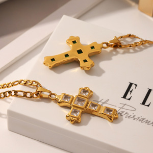 Collar con Colgante de Cruz y <span class=keywords><strong>Cadena</strong></span> Figaro de Acero Inoxidable, Chapado en Oro, con Circonita, Joyería Religiosa de Acero de Titanio para Hombre y Mujer, Venta al Por Mayor - Product Image 4