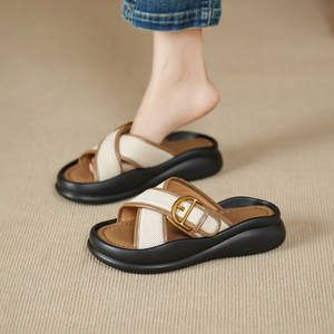 Nuevas sandalias retro de punta redonda para mujer, con correas de cuero, ideales para uso casual, zapatos de suela gruesa - Product Image 3